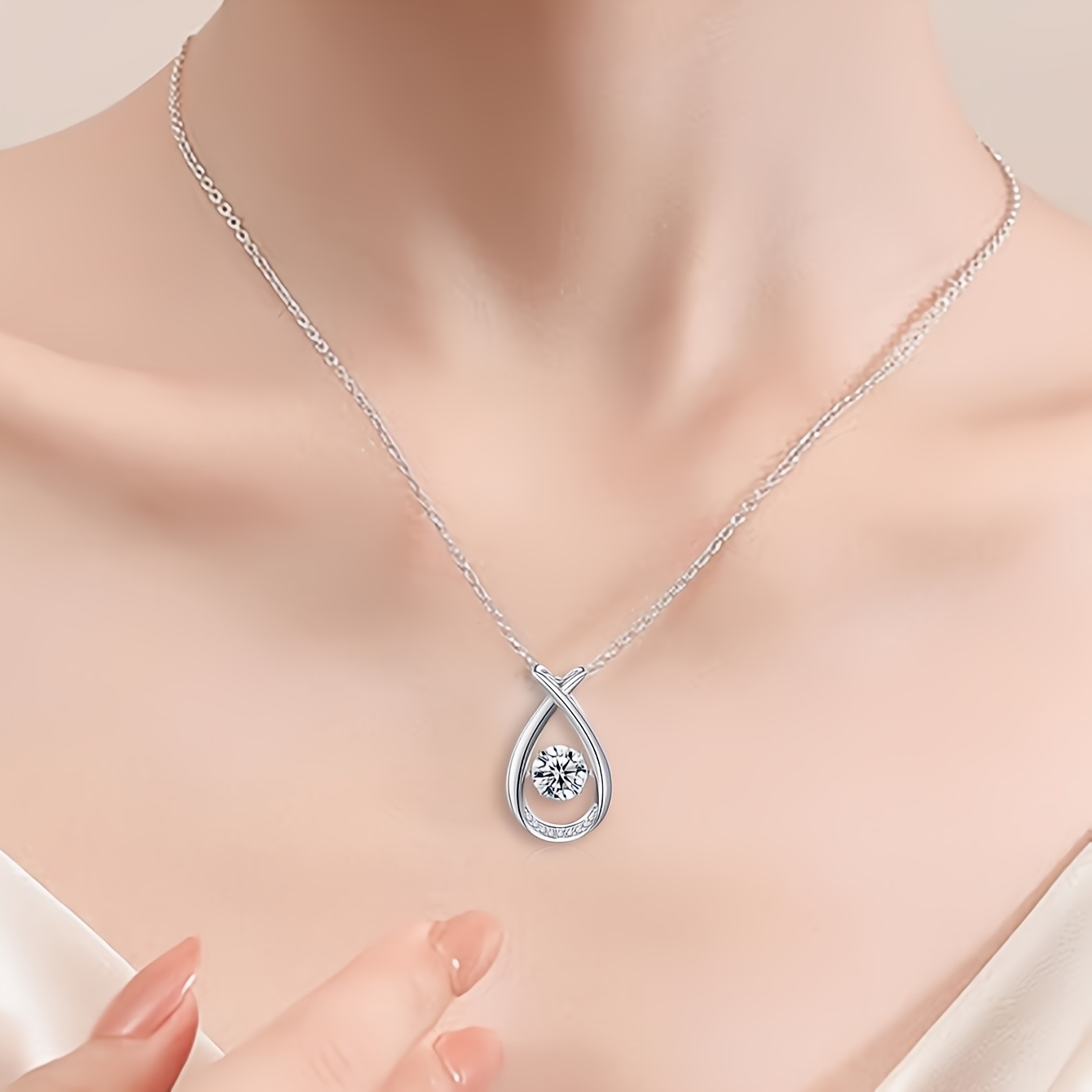1.0CT Moissanite Necklace in 925 Sterling Silver — Elegant Gift