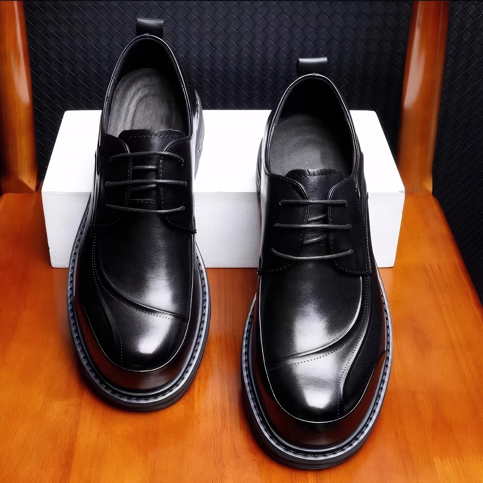 

Chaussures Oxford pour Hommes de Style - Lacets Noirs Élégants avec Semelle en Caoutchouc et Antidérapante pour & Tenue , Chaussures Habillées