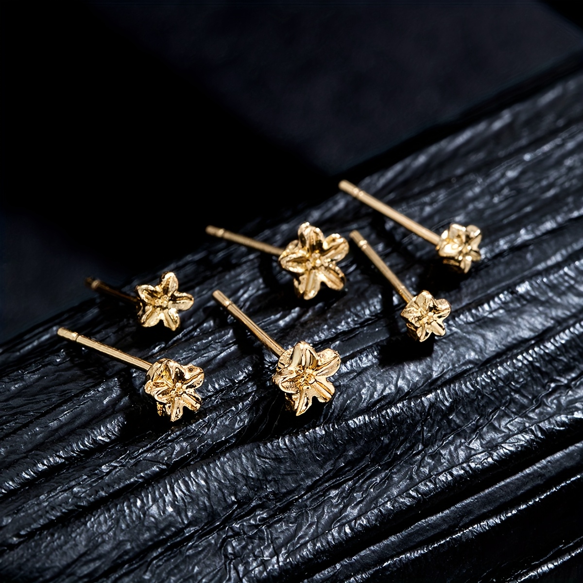 E-shop 3 Paar elegante und kompakte Blüten-Ohrringe, minimalistischer Stil – Damenmode-Schmuck für und Abendpartys
