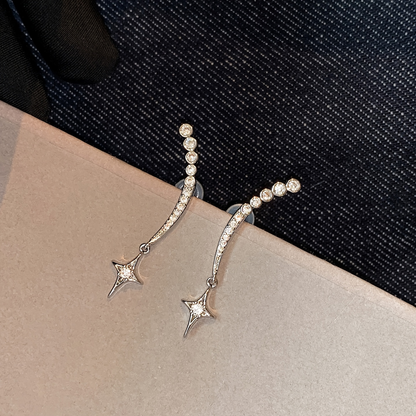 TEMU 1 Par de Aretes de Moda para Mujer Vintage Elegantes de Lujo con Colgantes de Estrella de Puntas de Cristal Artificial y Forma de , Adecuados