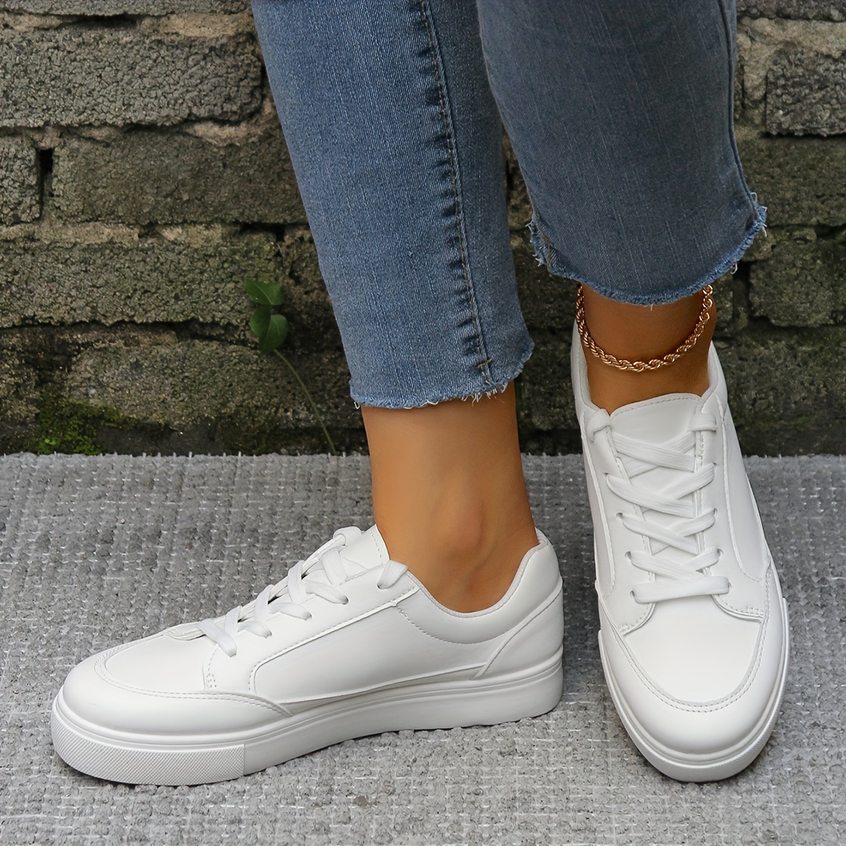 

Women's Solid Color Sneakers, Casual Lace Up Outdoor Shoes, Comfortable Low Top Sport Shoes