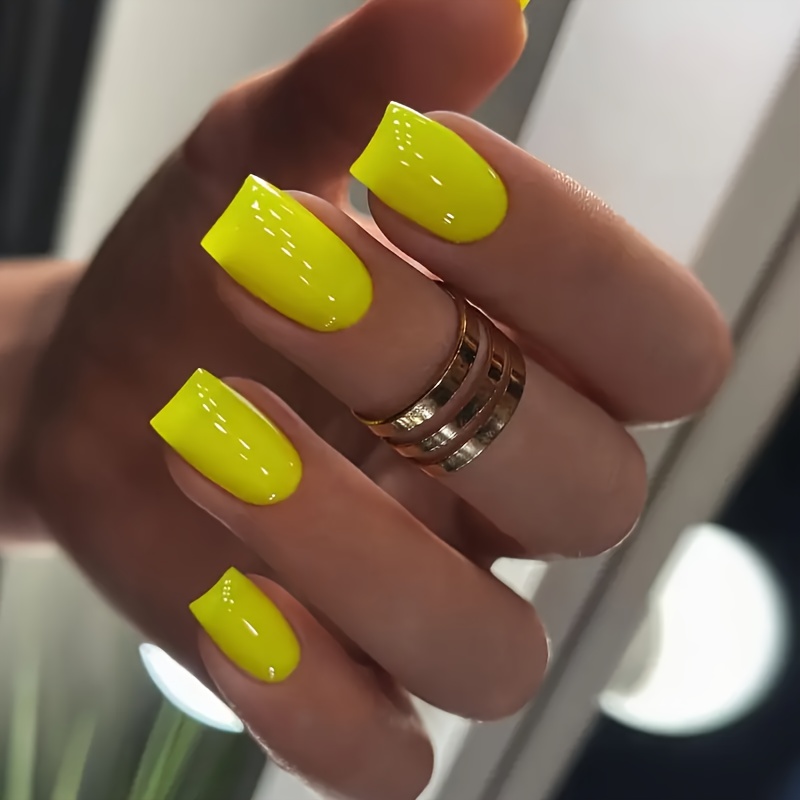 

24pcs Yellow Square Press-on Nails, Middle Length, Glossy Finish, Pure Color Full Cover Fake Nails, Removable Wear