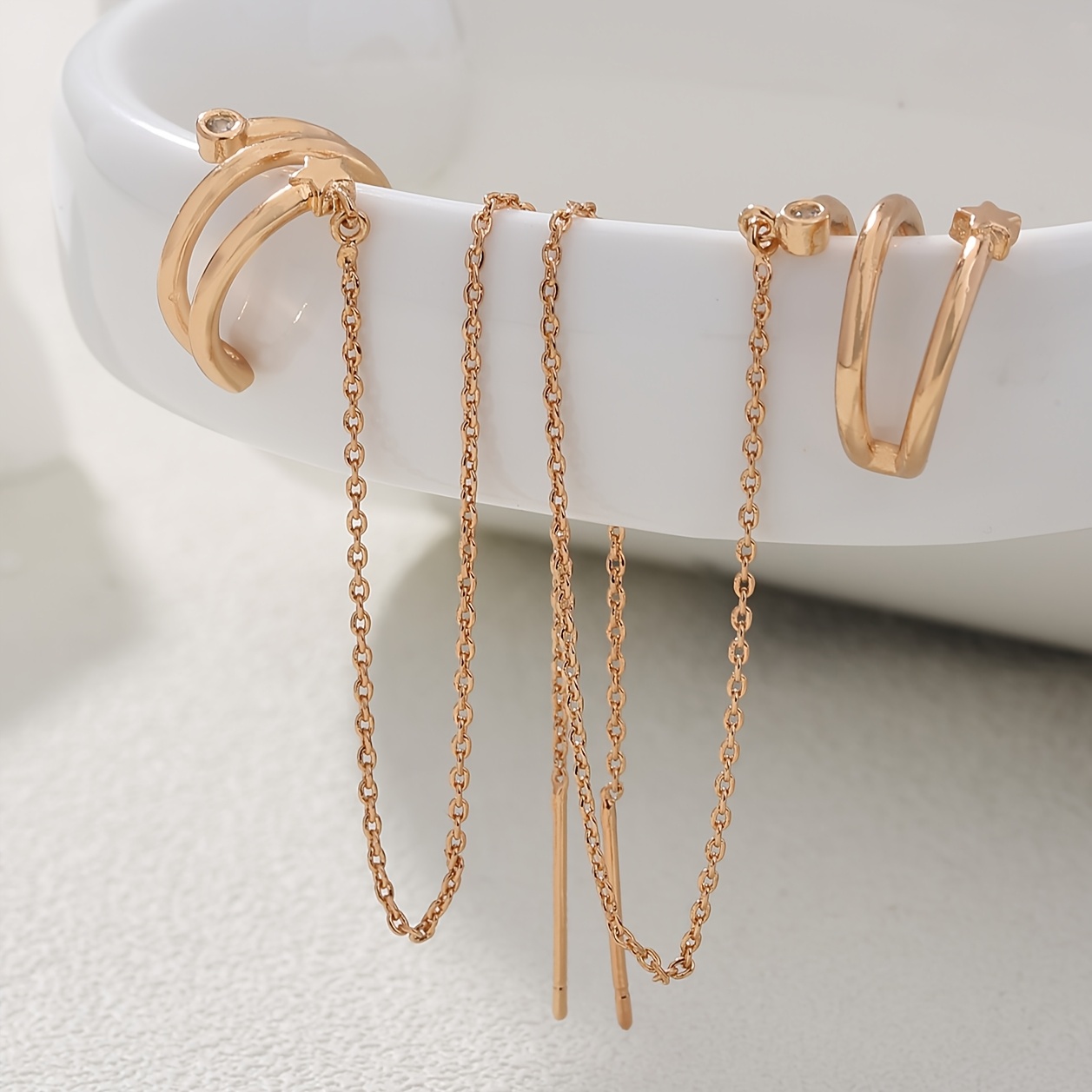 Image of 1 Pair Of Spring/summer Luxury Vintage Inlaid Cubic Synthetic Zirconia Studded Cubic Synthetic Zirconia Ear Cuff Tassel Earrings For Women, Daily Gift Accessories