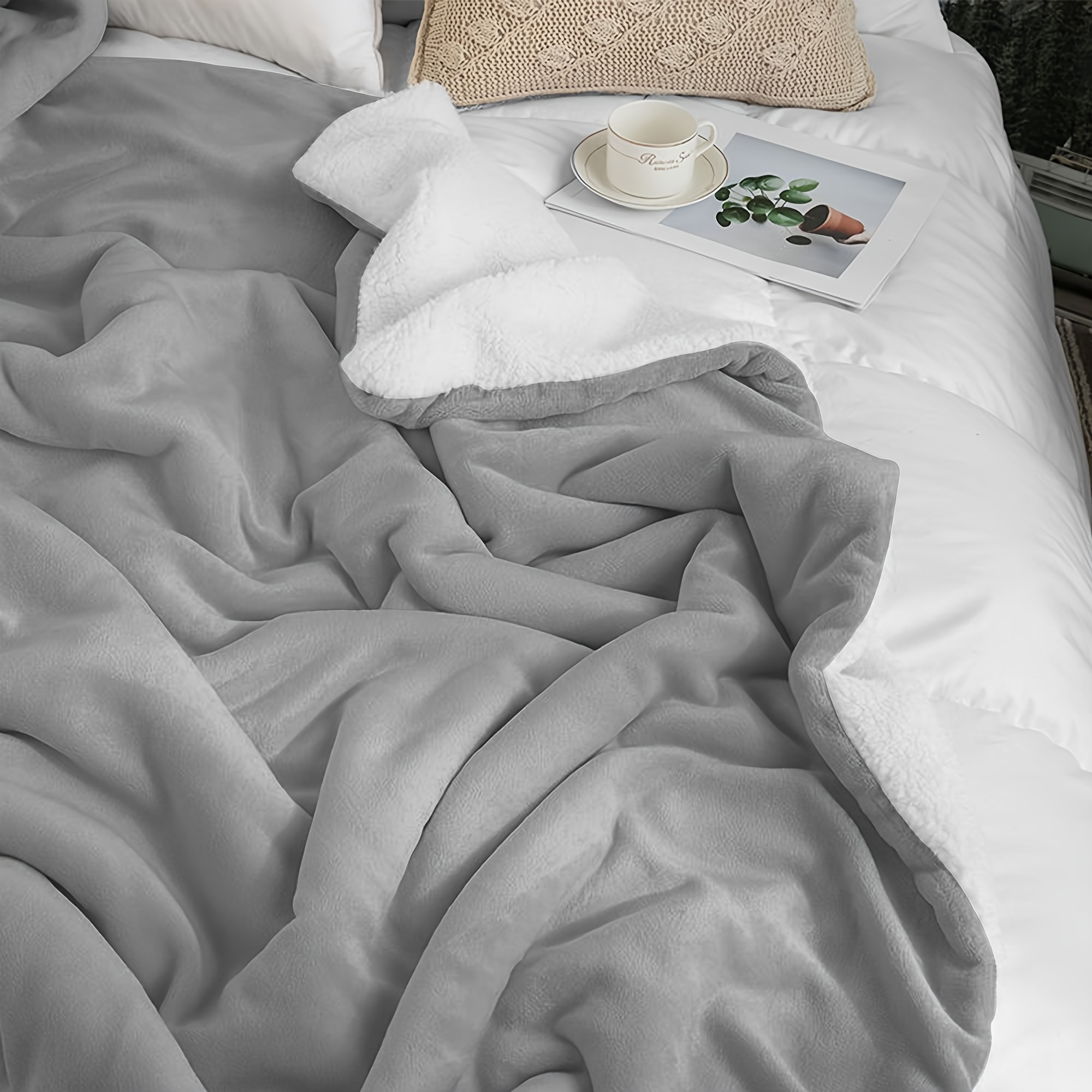 

Fleece Bed Blankets Queen Size - Soft Lightweight Plush Fuzzy Cozy Luxury Blanket Microfiber, 50x60 Inches