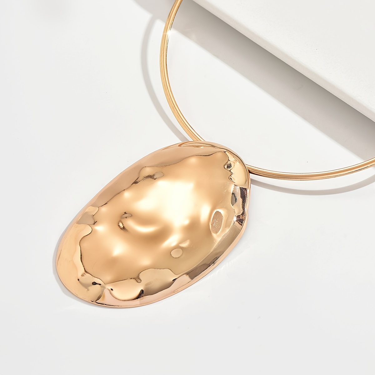 Exaggerated Fashion Creative Geometric Oval Metal Collar Necklace