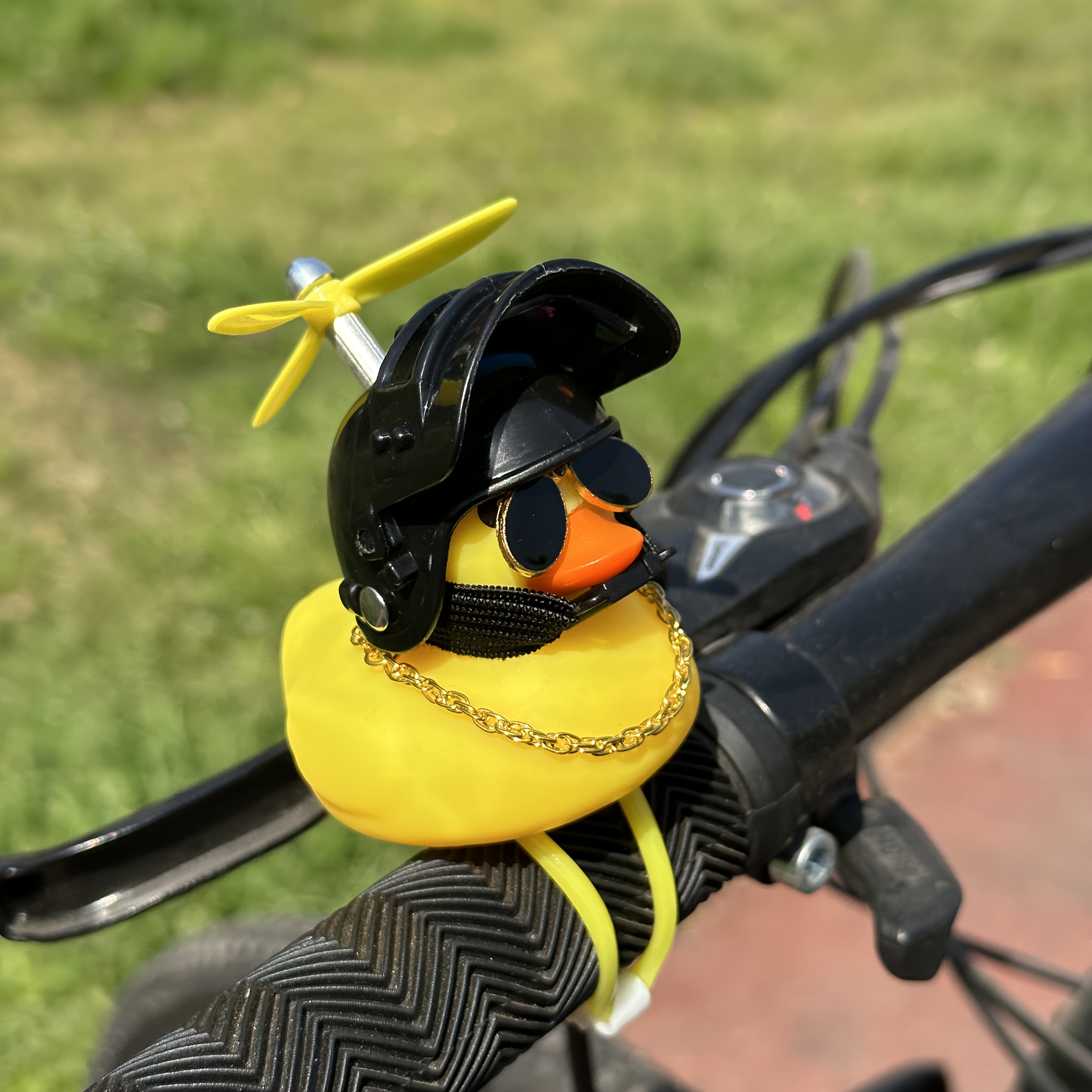 1pc Duck Bicycle Handlebar Decorations With Propellers, Glasses and  Horns, Vibrant Yellow Black Cycling