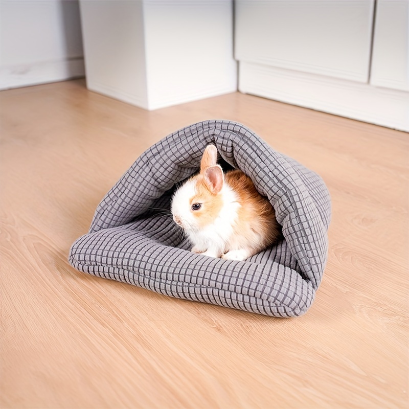 Small Animal Warm Guinea Pig Hideout, Soft Semi-Enclosed Sleeping Bag, Machine Washable, Suitable for Rabbits, Squirrels, Ferrets, Hedgehogs, Guinea Pigs, and Kittens