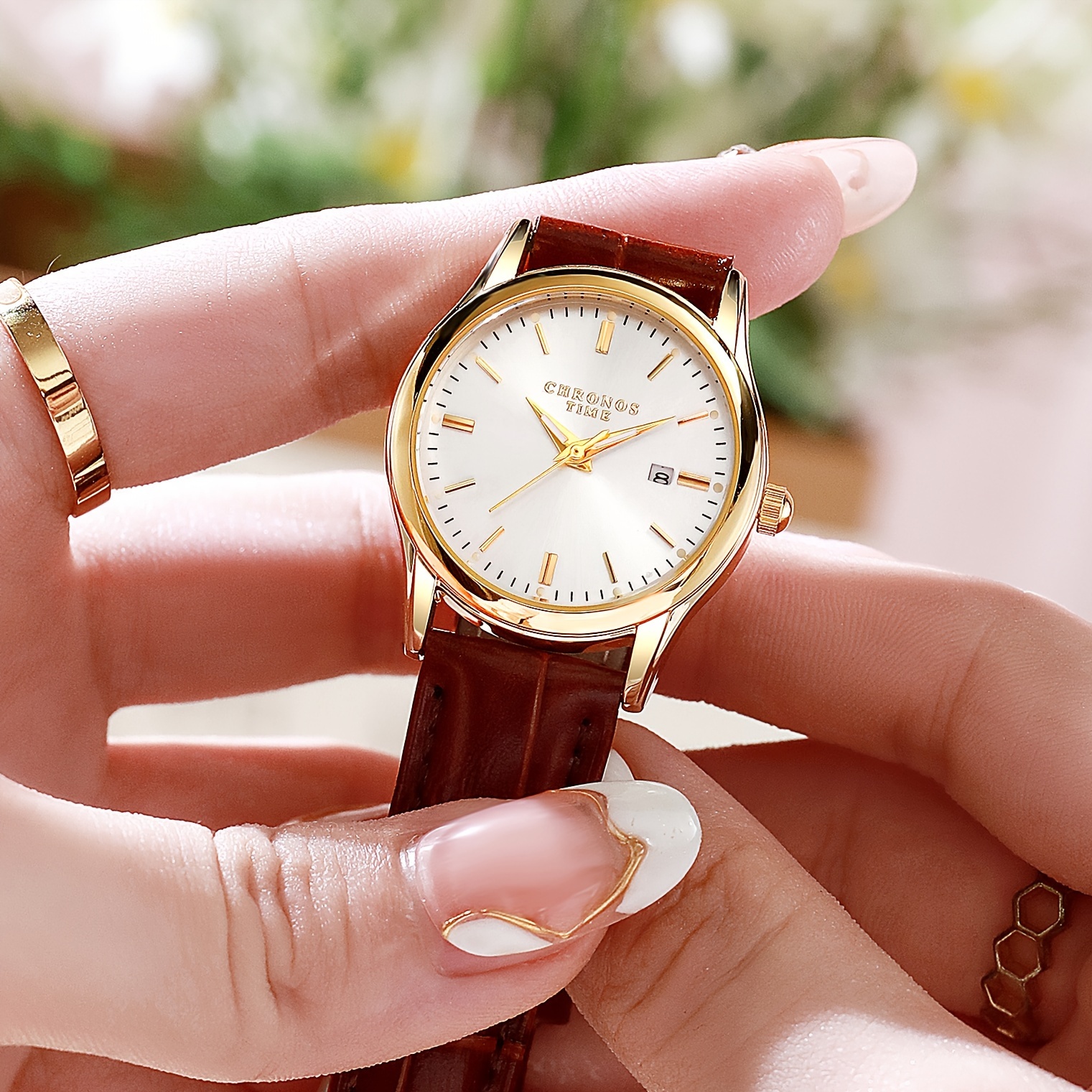 Elegant Women s Quartz Watch with PU Leather Strap Round Alloy Case Display Golden Tone Hands Markers Date Feature Non Rech