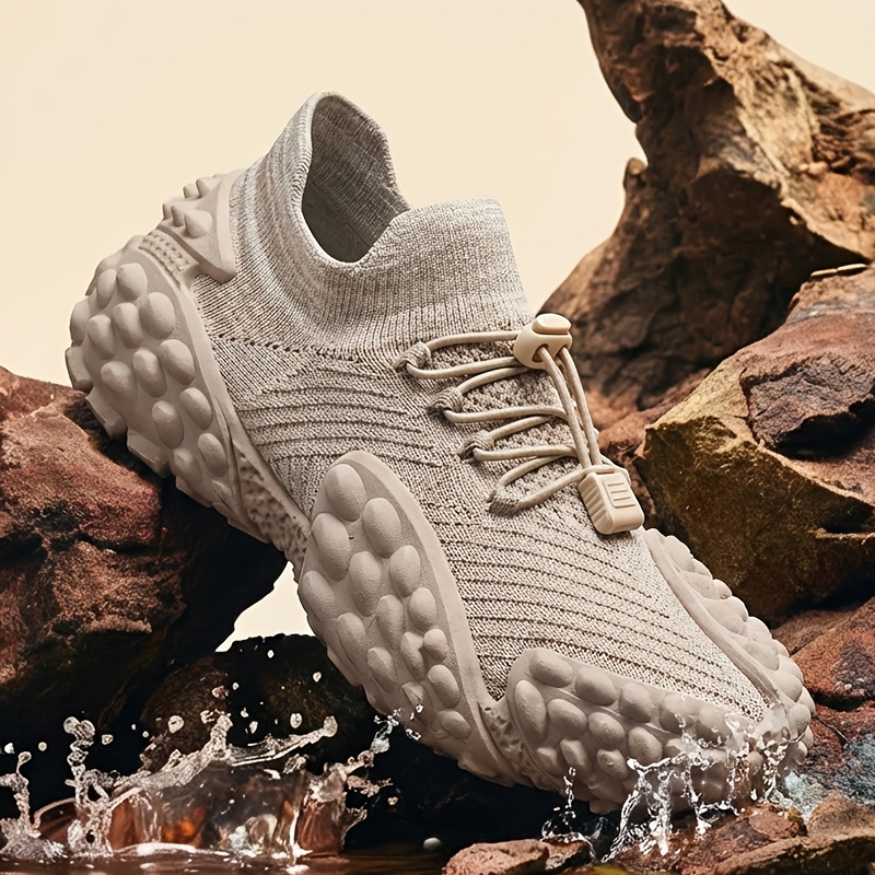 Summer New Men'S Breathable Fly Weave Shoes Outdoor Hiking Walking Shoes Slip-On Durable Durian Sole Casual Sports Shoes Low-Top Thick Casual Hiking Shoes Large Size Men'S Shoes