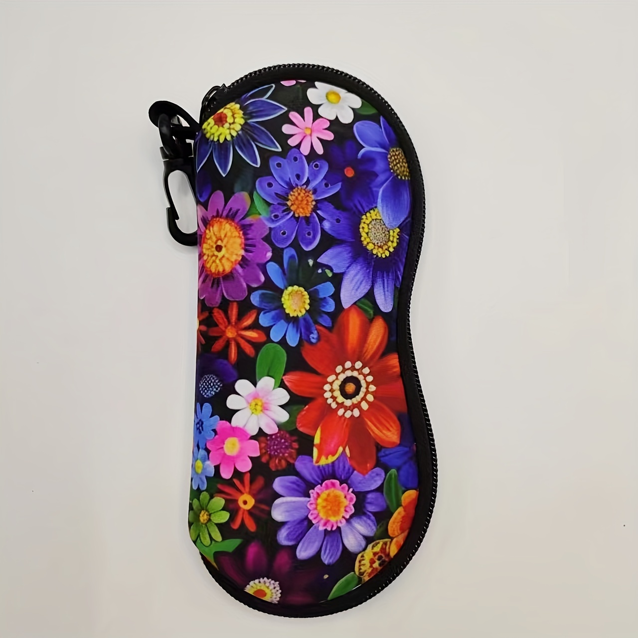 

Floral Eyeglass Case With Keychain, Neoprene Soft Glasses Pouch, Portable Hook & Carry Design, Universal Fit For Men & Women - Pack Of 1