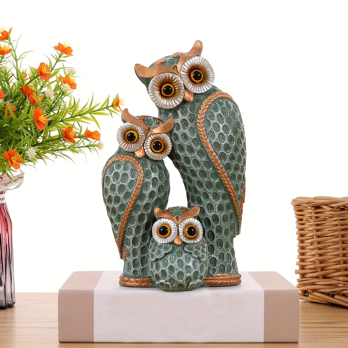 

Modern Minimalist Owl Family Decor - Resin Animal Figurine For Living Room, Entryway, Bookshelf & More - Versatile Indoor/outdoor Home Accent