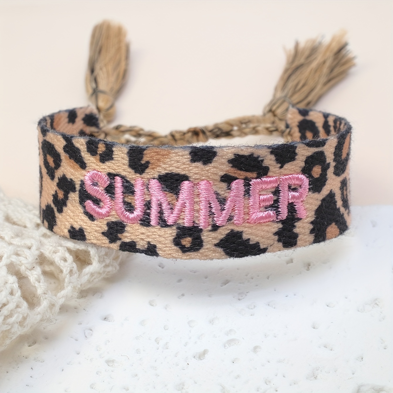 TEMU A Stylish And Cute Embroidered Summer Leopard Print Hand-woven Boho Vacation Bracelet, Perfect As A Holiday Gift For , Ideal For Wearing During