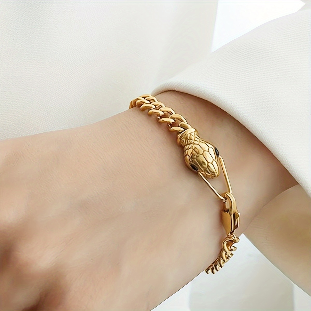 

1pc Fashionable Vintage Metal Texture Zodiac Snake Bracelet For Women