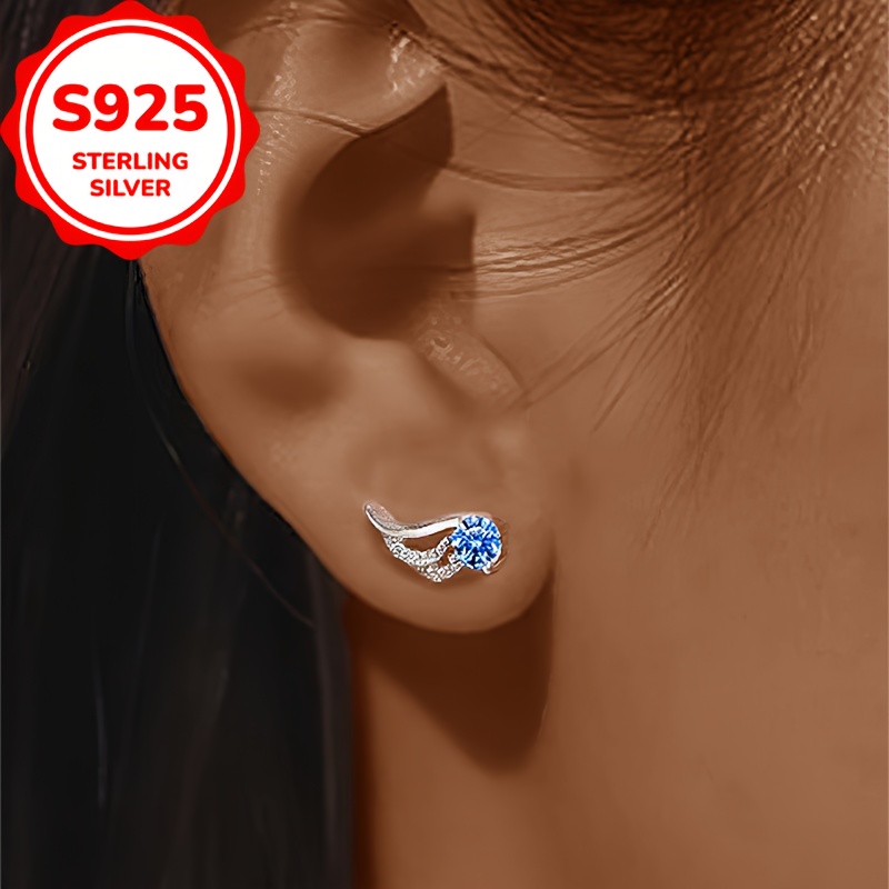 Image of A Pair Of S925 Sterling Silver Romantic Small Earrings, Featuring Intricate Details That Are Unique And Mysterious, Hypoallergenic, Suitable For Women' Wear And Party Occasions