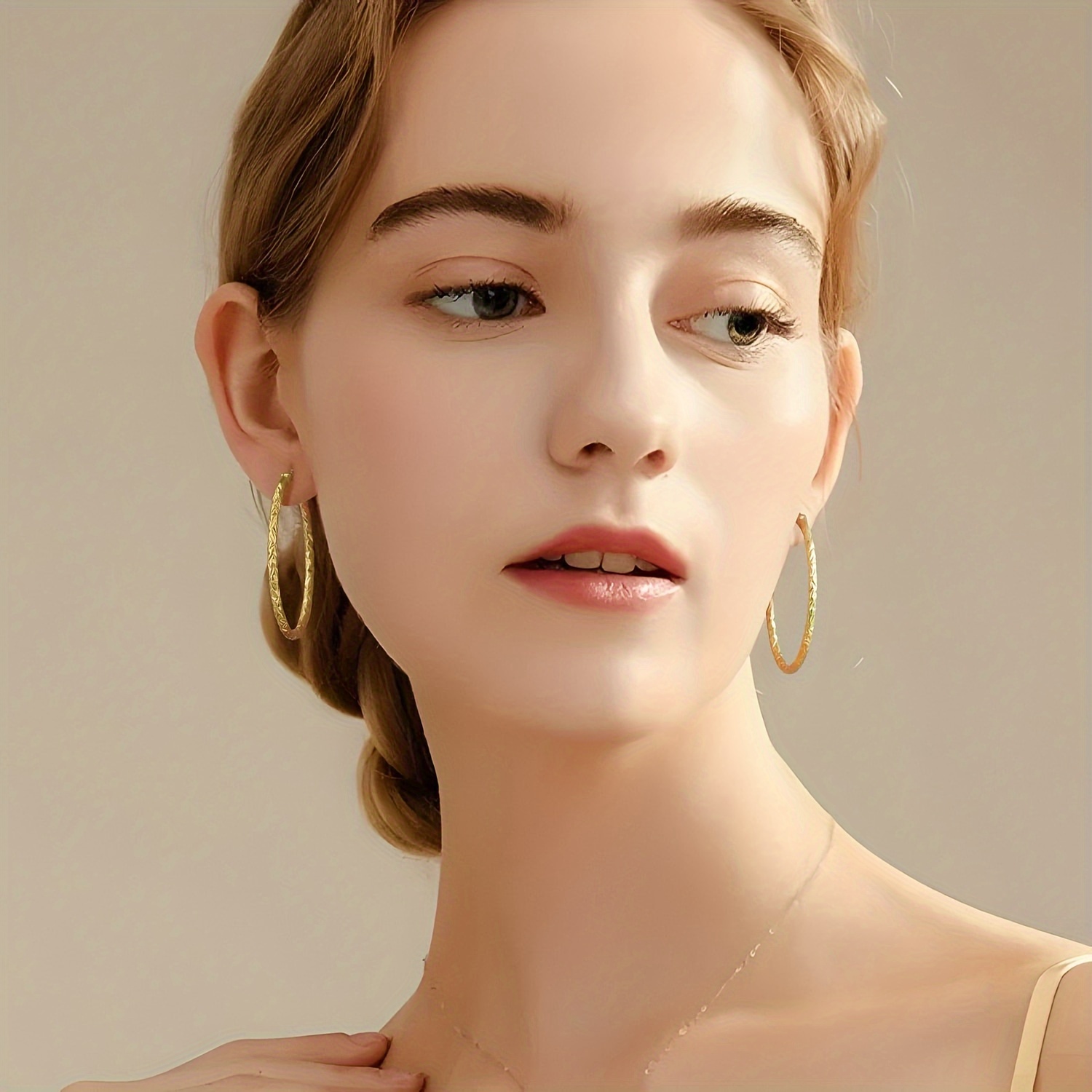 925 silver made fashionable engraved simple circle earrings fashionable and simple suitable for daily wear parties weddings perfect gift for wife girlfriend       with a high quality gift box Product details 7