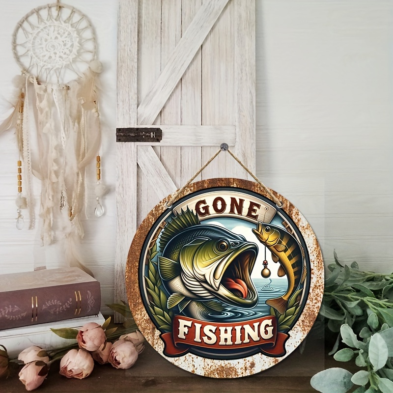 1pc Wooden Hang Tag Sign, Go Fishing Largemouth Bass Fisherman Round Wreath  Sign, Farmhouse Decor, Summer Wreath Sign, Front Door Decoration Sign, Doo