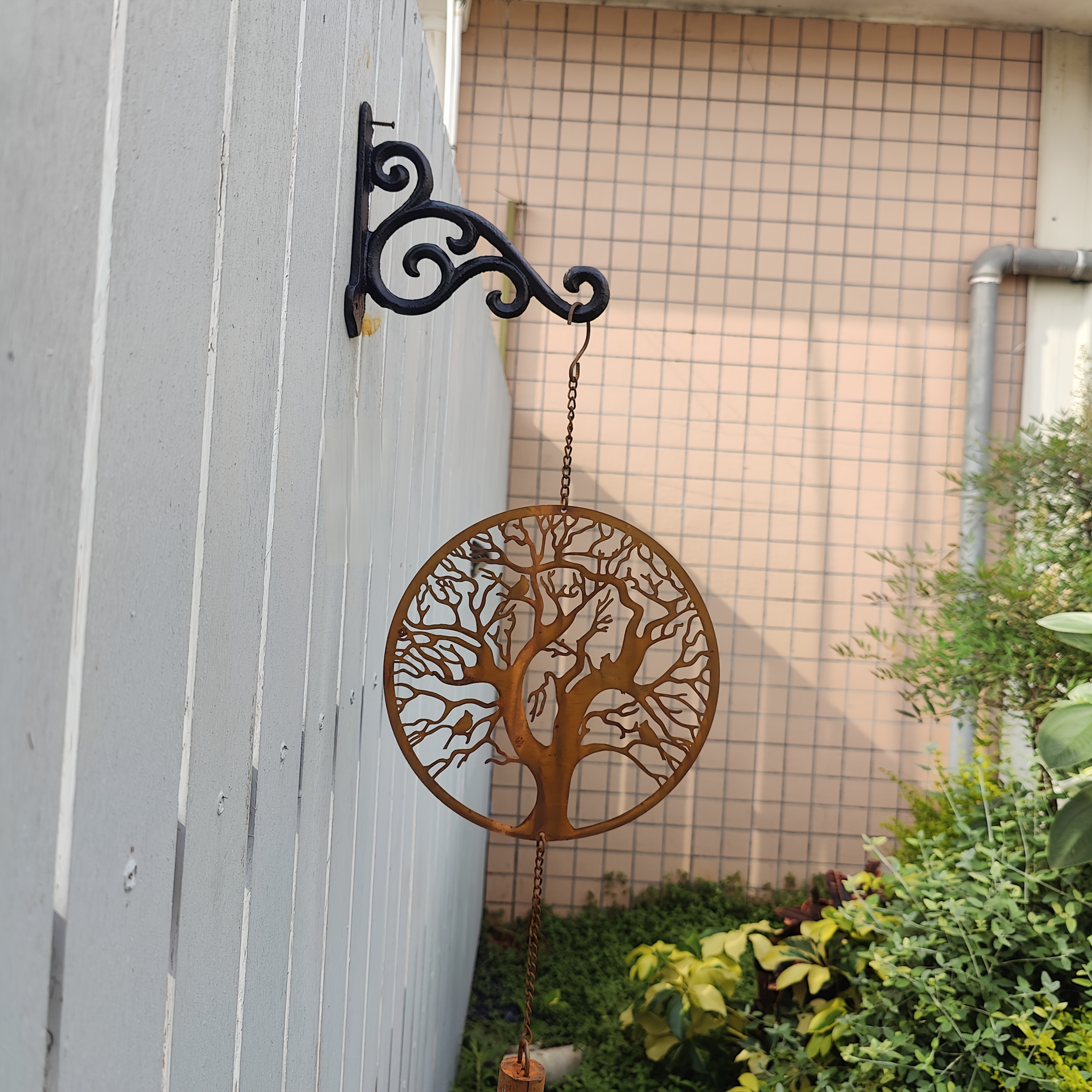 gusseisen wandhaken rustikale gartendeko blumenakzenten