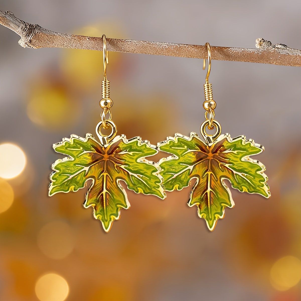 1 Pair Of Retro Aesthetic, Fashionable, Easy Alloy Maple Leaf Earrings, Elegant Ladies' Exquisite And Personalized Daily Wear Earrings