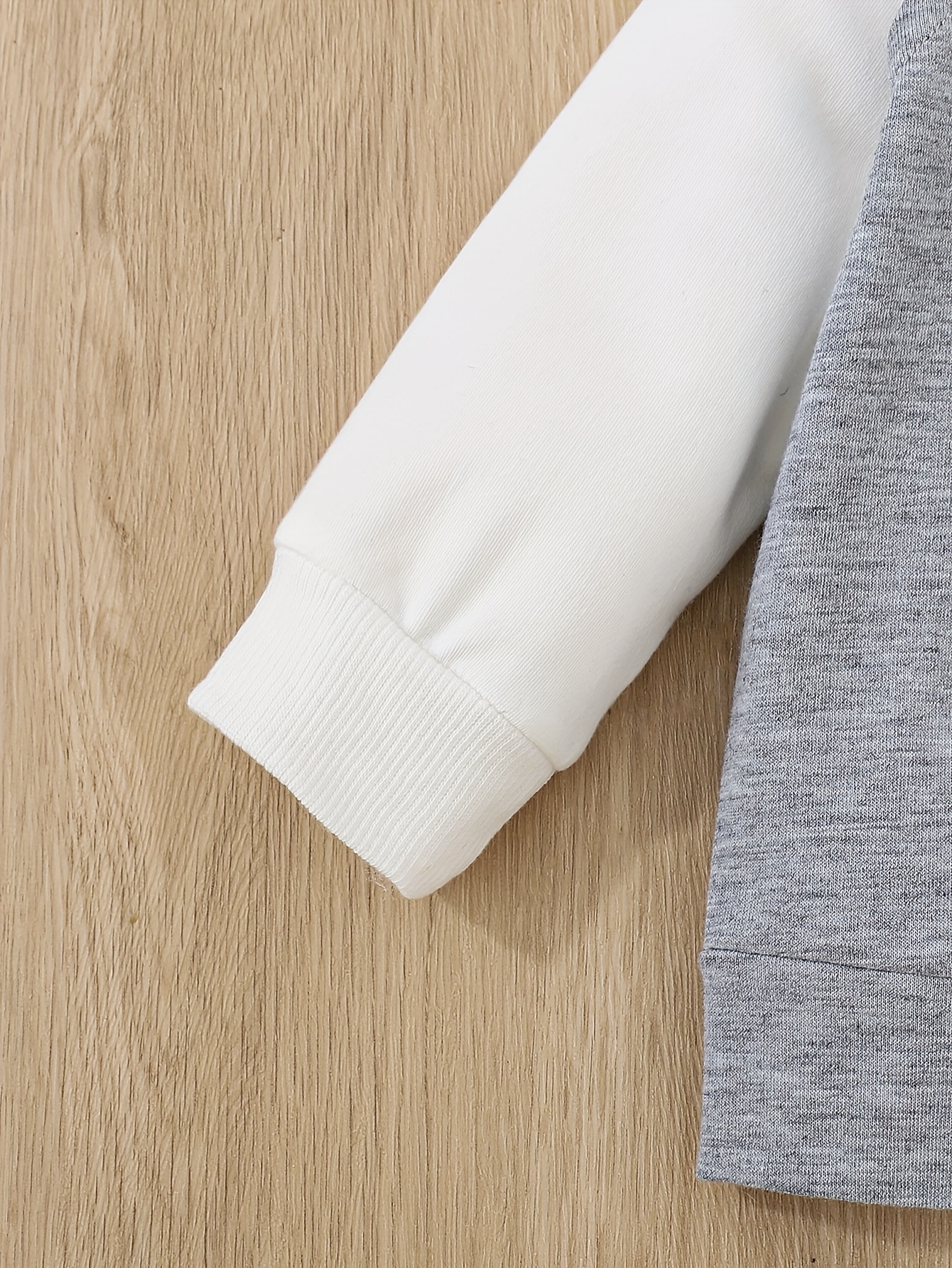 A 3pcs Set for Baby Boys Featuring a Hoodie with Bear And a Vest - Casual Sportswear with Zipper Details, Machine Washable - Perfect for Spring And Autumn, Ideal for Outdoor Activities. - Image 9