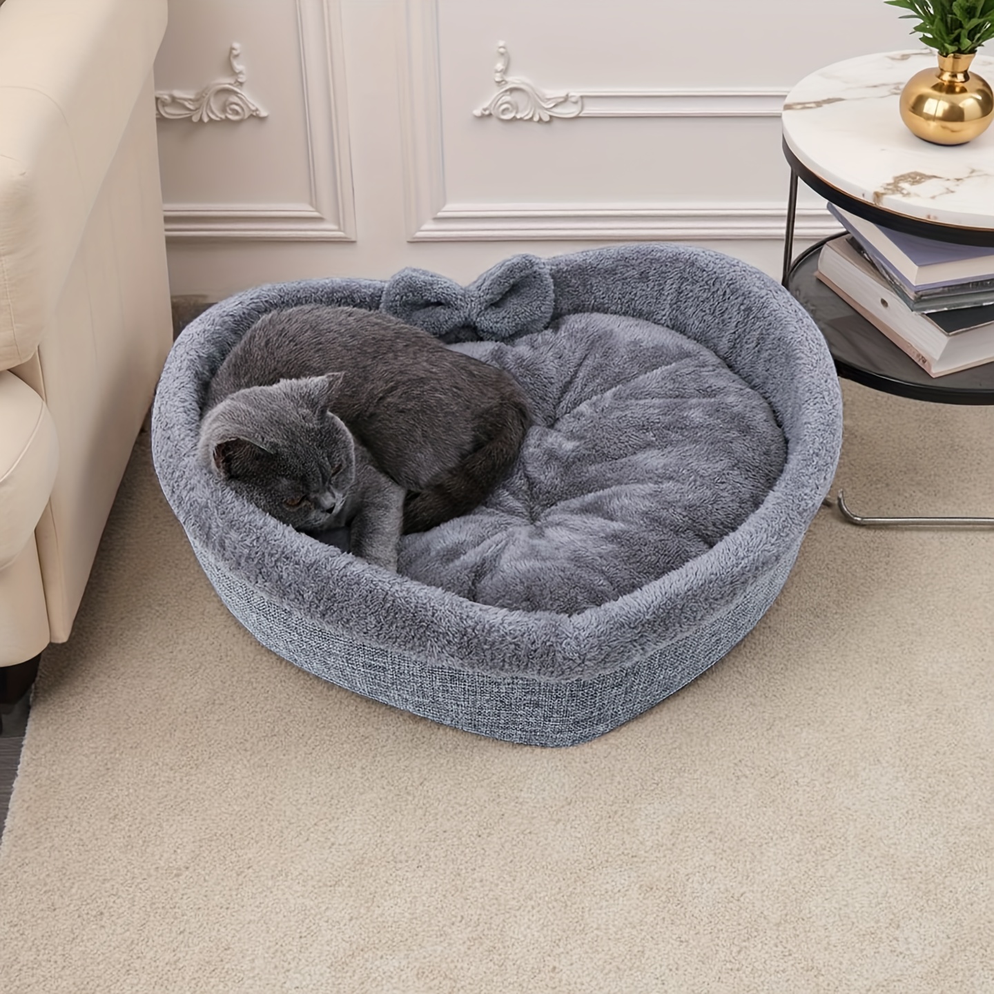 Heart-Shaped Cat Bed with Plush Gray Polyester Fill - Cozy & Warm Cat Nest for Indoor Cats, Soft Cushioned Design for Comfortable Rest, Perfect for Living Room or Bedroom Decor, Cat Bed for Indoor Cats, Bedroom Pet Furniture, Elegant Pet Furniture, Durable Pet Furniture