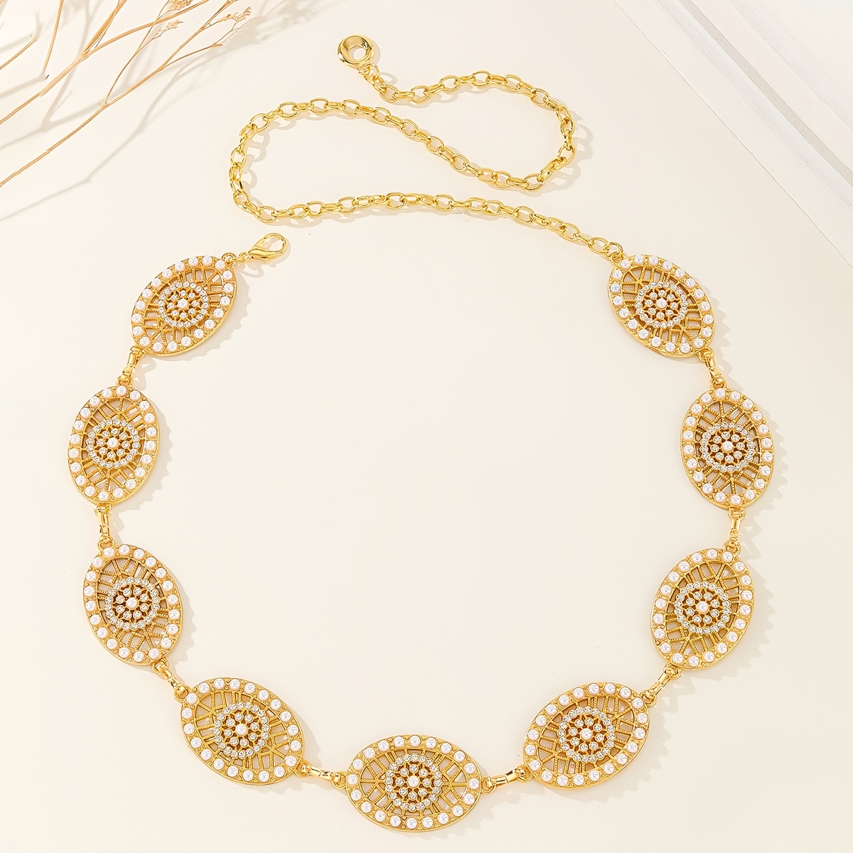 Geometric Pattern Adjustable Women's Belt with Chain