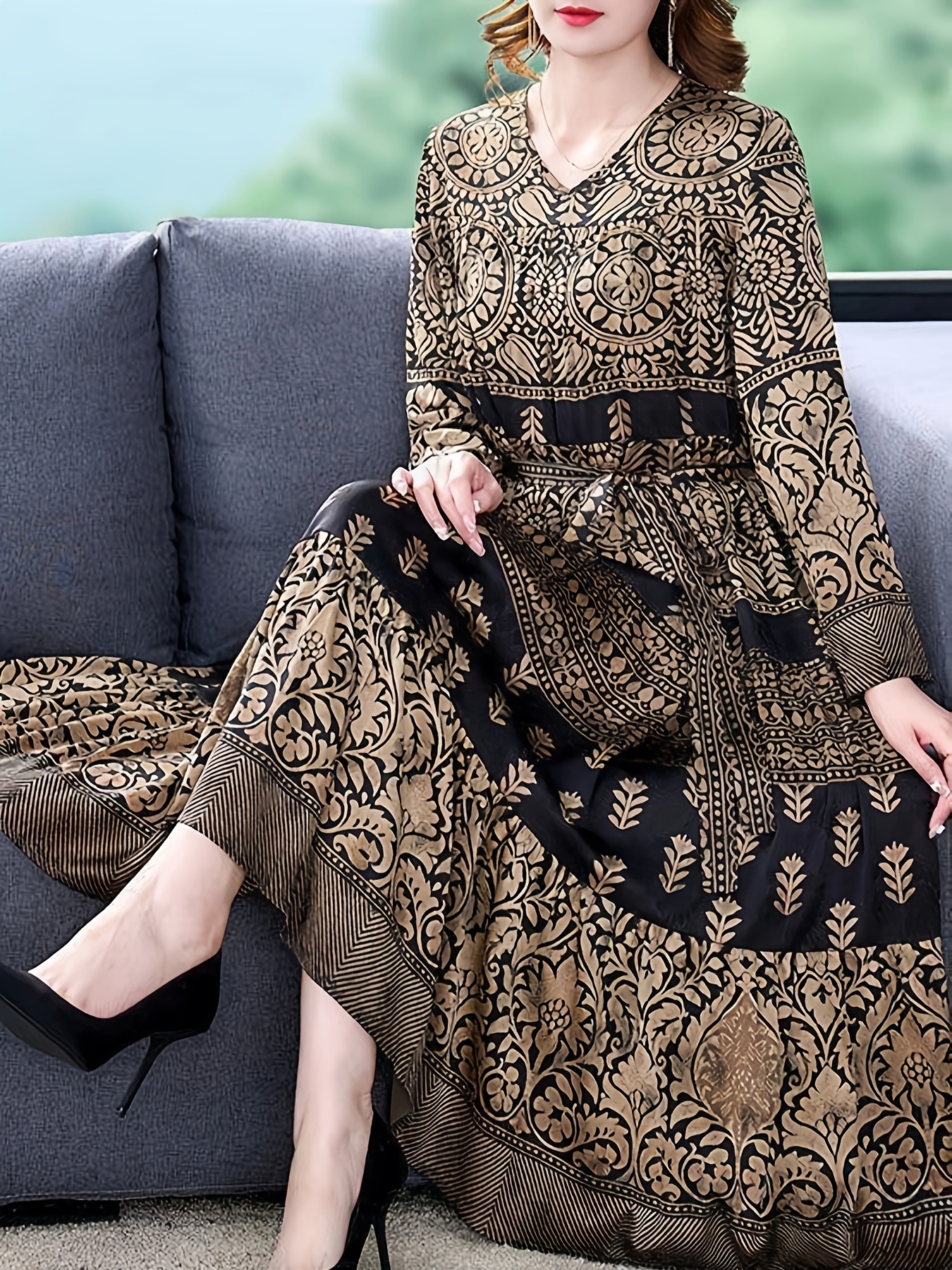 Robe Femme Taille 8, Courte Et Colorée - Très Bon état