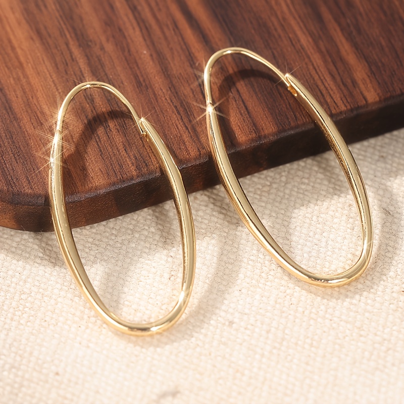 E-shop 1 Paar einfache und modische goldene große Ohrringe, Alltags-Schmuck für Frauen, kreative Ohrringe