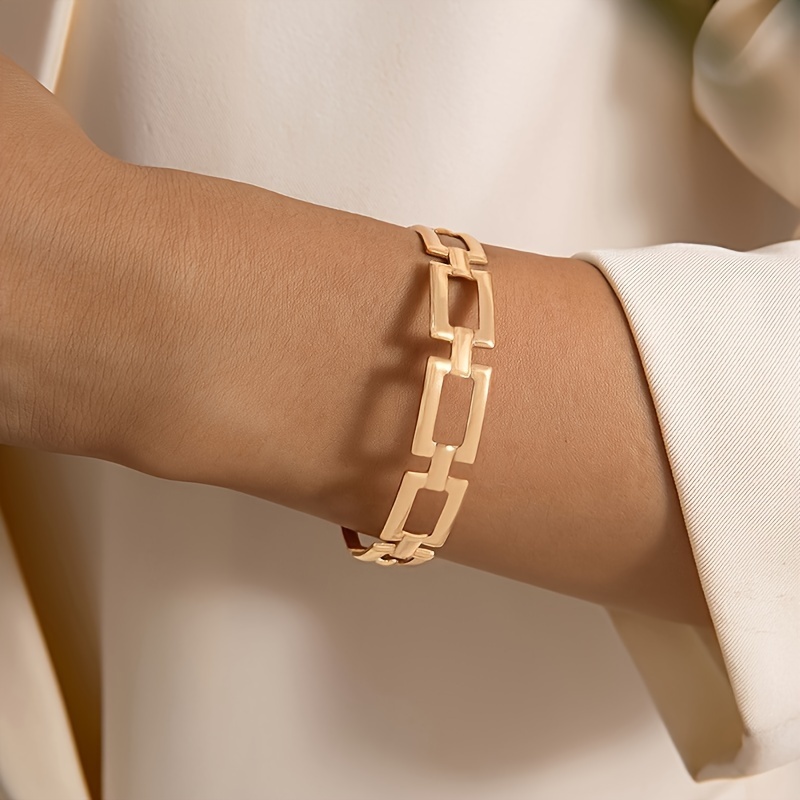 

Trendy Hollowed-out Golden Bracelet With , With A Square Bracelet For Women.