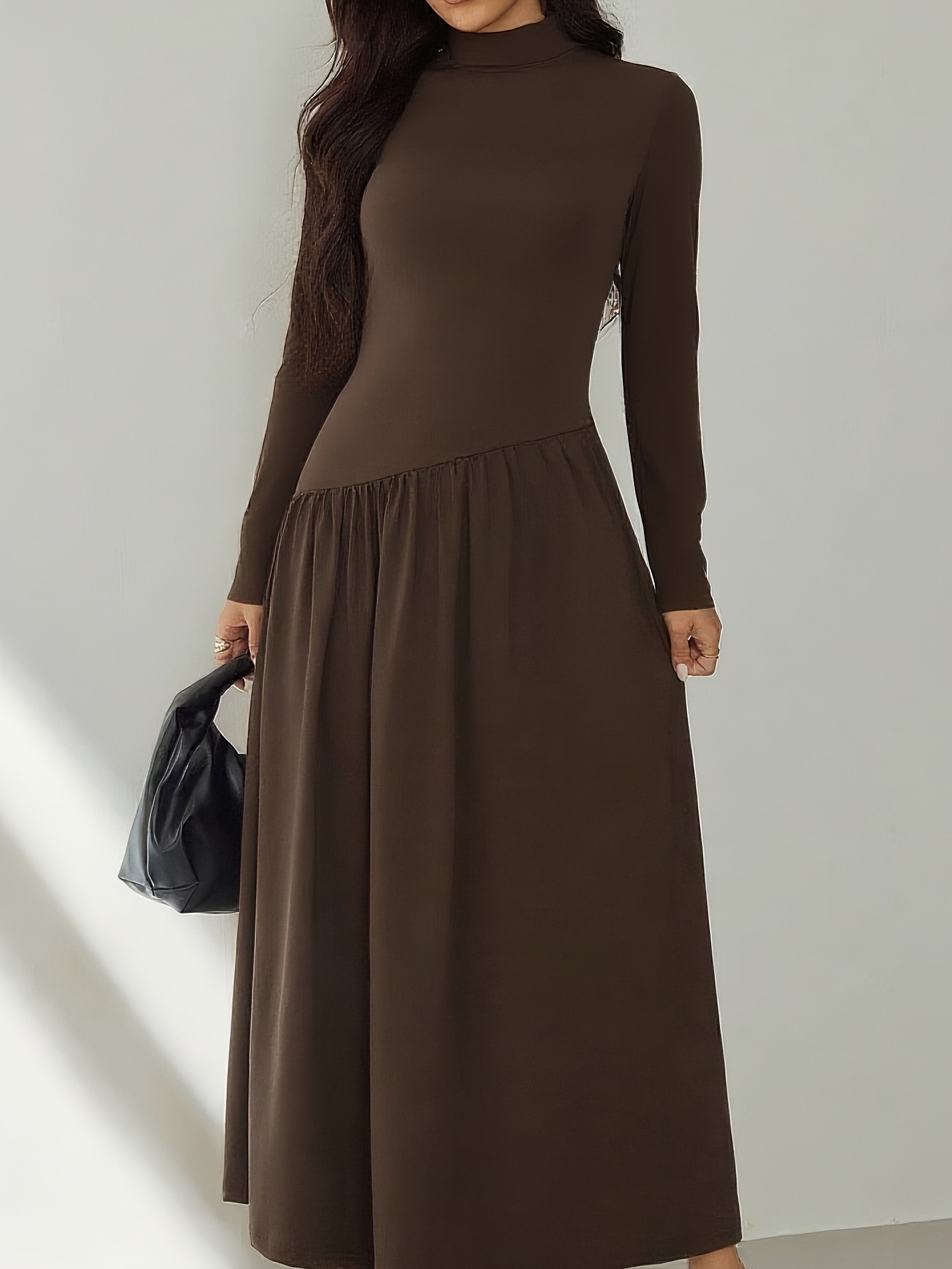 Women's Elegant Solid Color Round Neck Long Sleeve Dress