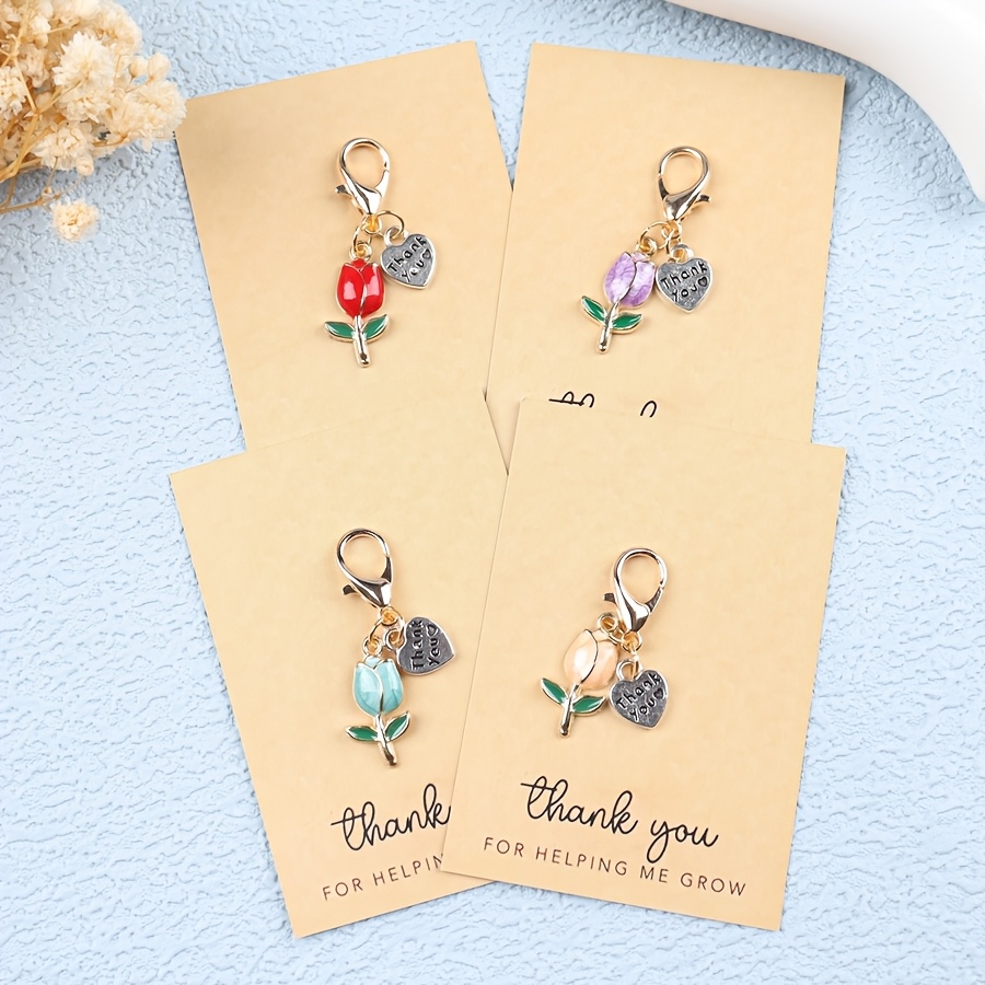 E-shop 4er-Set Elegante Tulpen-Herz-Anhänger Schlüsselanhänger mit " du mir geholfen zu " Karten - Zinklegierung, Bunte Emaille Blumen & Blätter Design