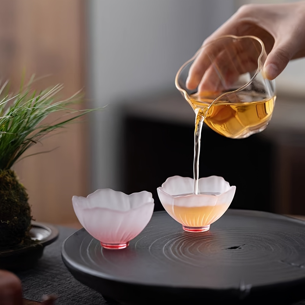 

4pcs Tasse à Thé Japonaise en Verre Mat avec Rose, Dame en Verre Rose, Tasse à Thé à Fleurs pour