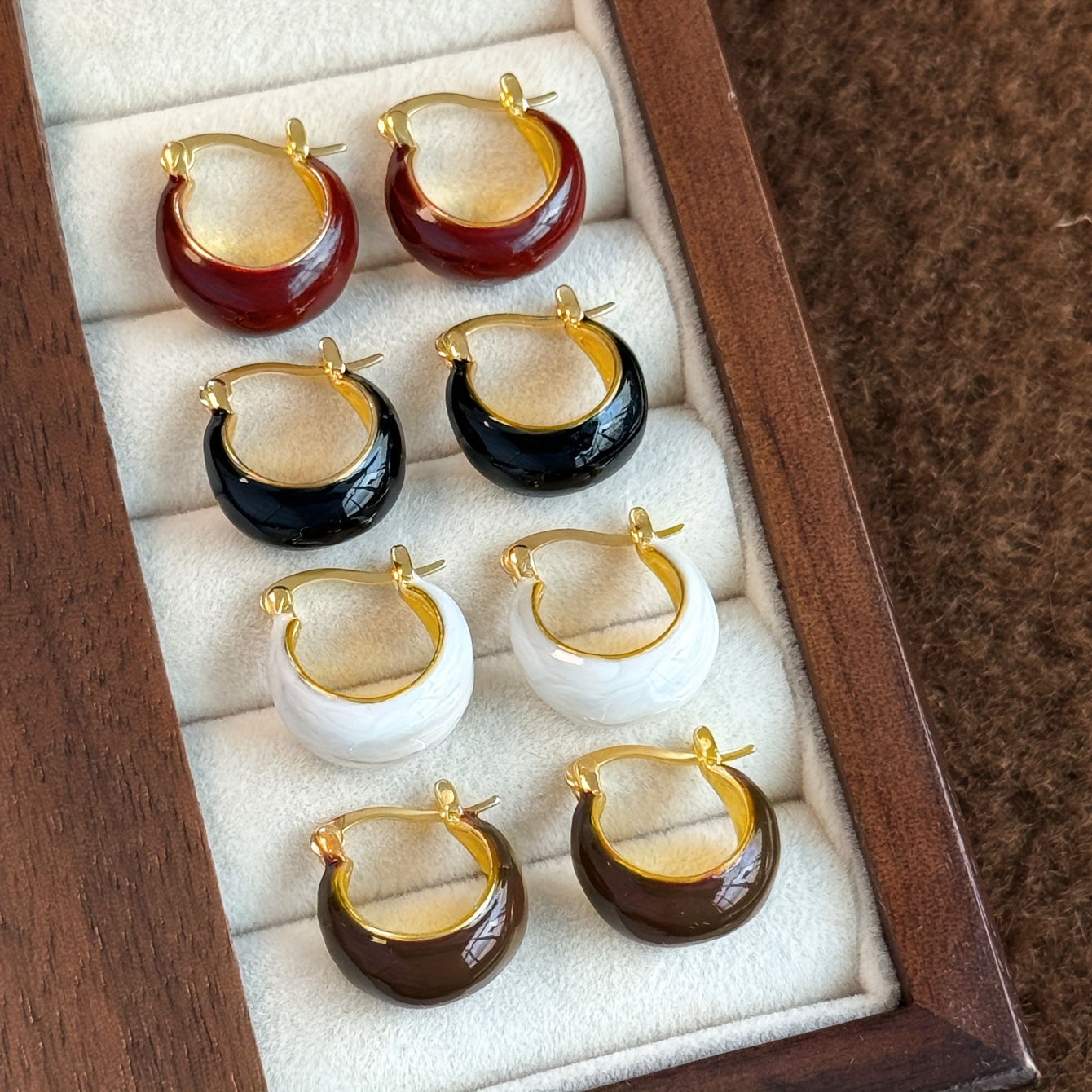 TEMU 4 Pairs Of High-end French Luxury Fashionable Elegant Geometric Daily Leisure Party Women's Earring Set