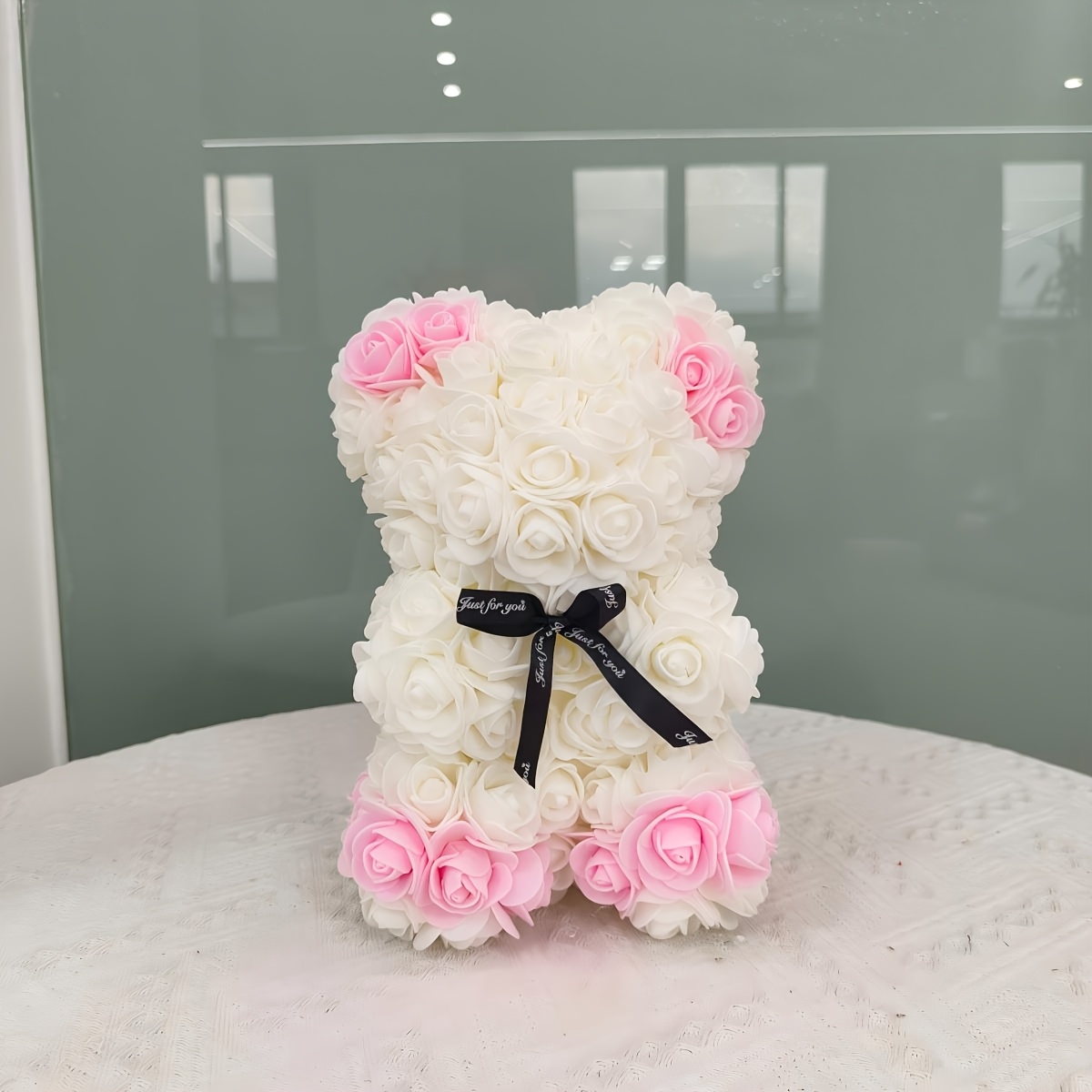 TEMU Orsetto di rose da 1 pz, statuina di orso con artificiale, decorazione con fiori finti rosa e , ornamento a forma di orso , decorazione per la