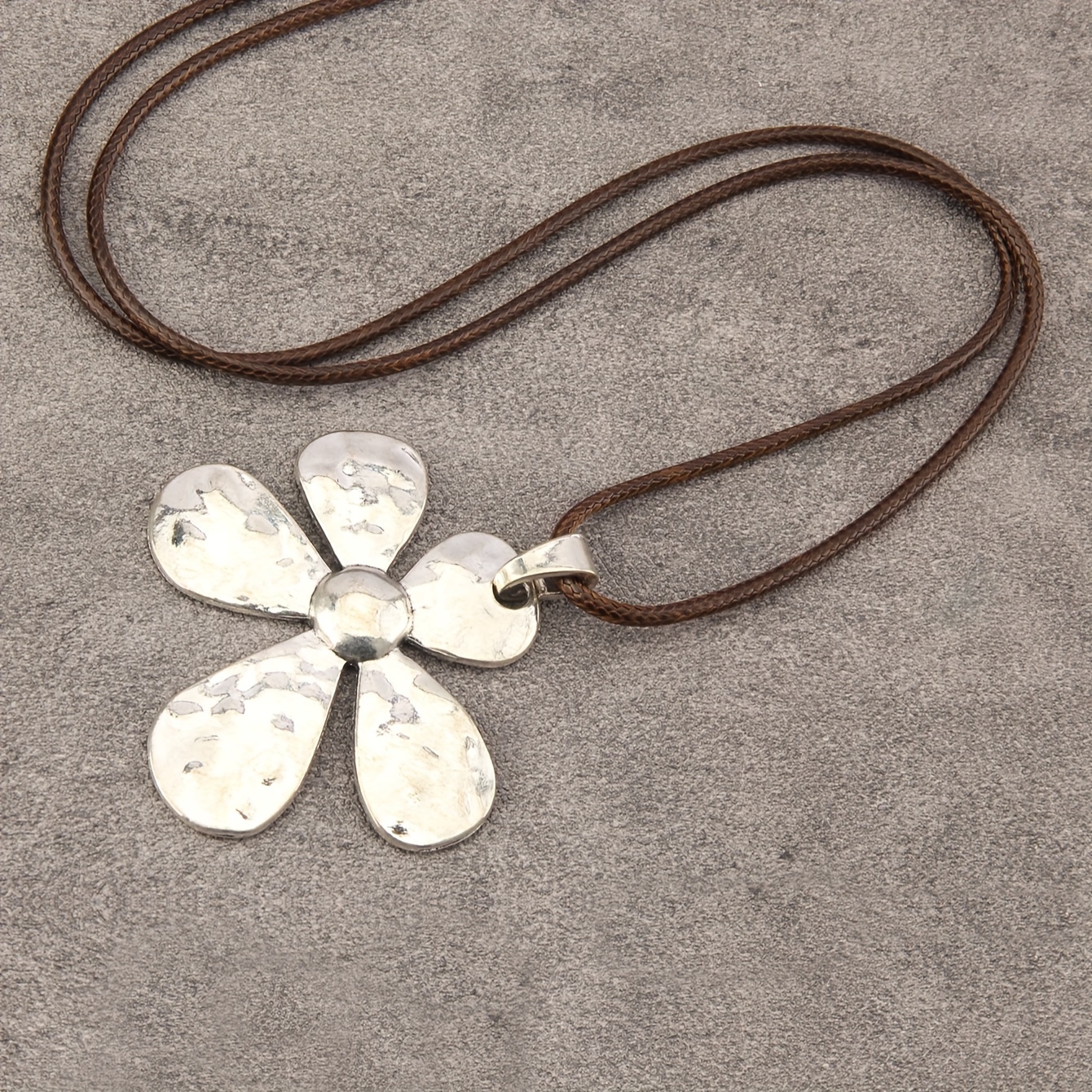 stylish large flower pendant necklace simple style neck chain jewelry decoration ramadan festival gift 0