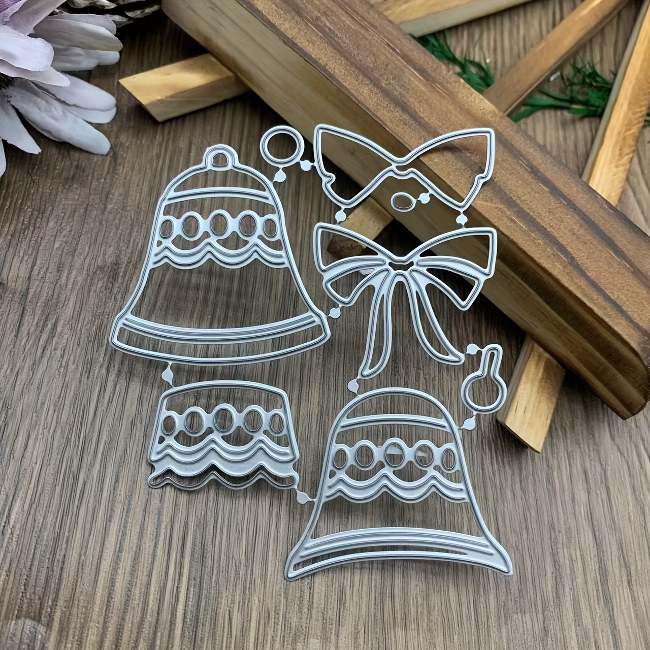 TEMU 1pc Winter Christmas Bell And Bow Metal Cutting Die, For Decorating Diy Handmade Photo Albums, Scrapbooks, Greeting Cards, Journals, Blessing