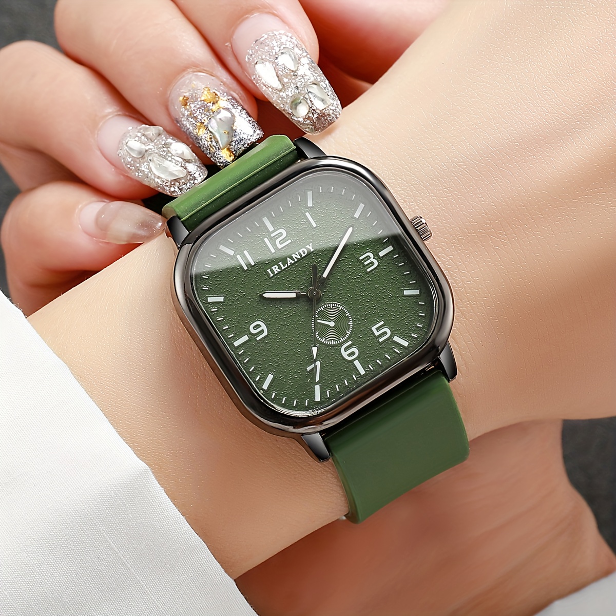 1 stuks Elegante Groene & Quartz Dameshorloge met Vierkant Horlogekast & Siliconen Band - Minimalistische Wijzerplaat, Wijzers & Groene Accenten, Niet-Oplaadbare Batterij, Stijlvolle Casual & Formele Polshorloge Voor Alledaagse Speciale Gelegenheden, horloges dames, dames horloge