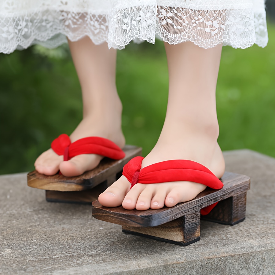 Japanese And Korean Style Two-Tooth Wooden Clogs (With Toe Socks), Japanese  Clogs, Thick-Heeled, Flip-Flops, Cosplay Women'S Bench Clogs