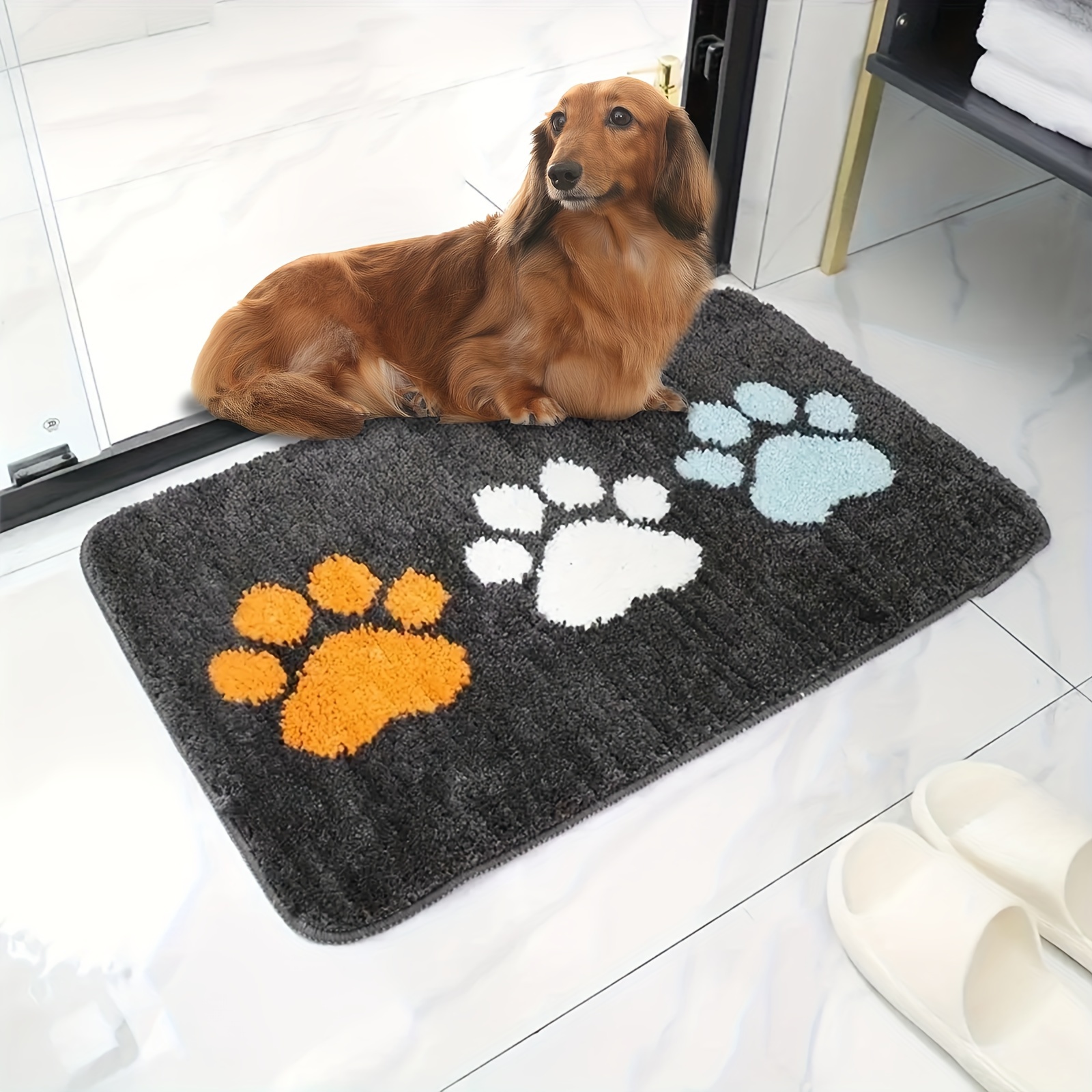 

Polyester Absorbent Pet Door Mat For Dogs – Quick Dry, Dust Removal, Uncharged Paw Print Welcome Rug