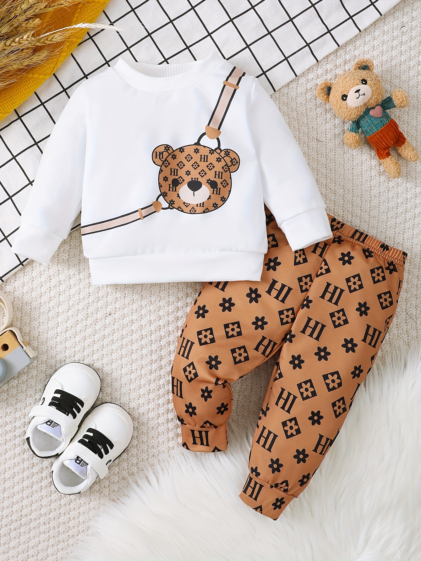 piezas de sudadera con estampado de oso de dibujos animados para bebé y  pantalones con estampado geométrico conjunto de ropa para niños pequeños  y