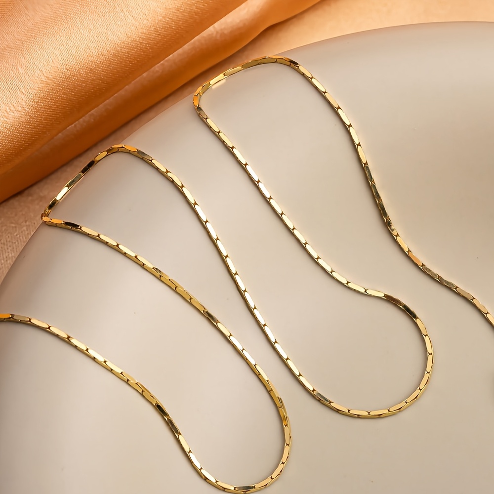 TEMU Collier en acier inoxydable avec chaîne de boîte carrée plaquée or , 0,1 cm, chaîne de boîte carrée fine et délicate, collier minimaliste à