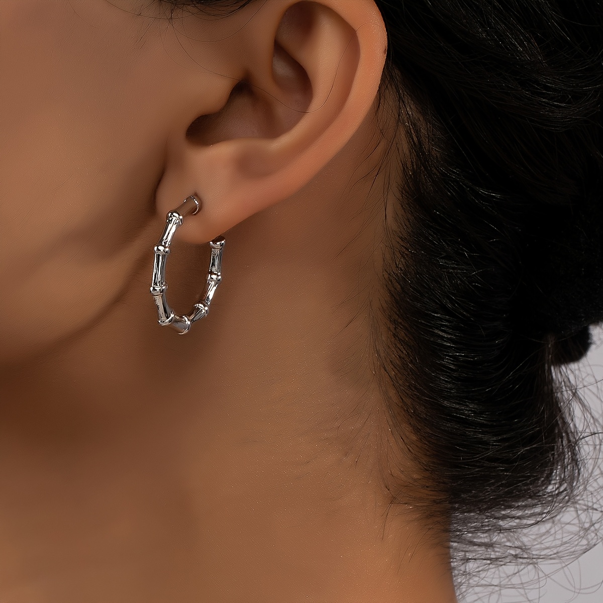 2pcs Bamboo Section Shaped Zinc Alloy Stud Earrings