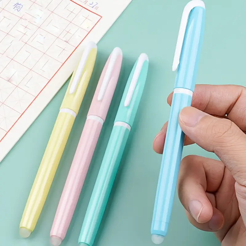 Set stilou cu radiera + 5 rezerve termice 4 set de 6 bucăți, uri ștergătoare la căldură cu fin de 0.5mm, saci de cerneală înlocuibile, papetărie de birou cu instrumente de scris din cauciuc (1 + 5 saci de cerneală albastră) detalii 2