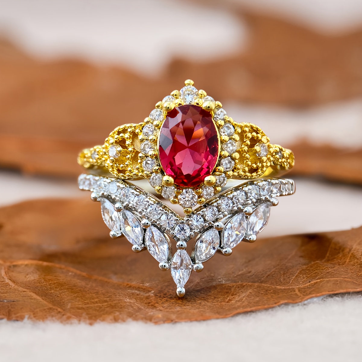 Women's Crown-Inspired Two-Tone Rings, Stylish and Sophisticated
