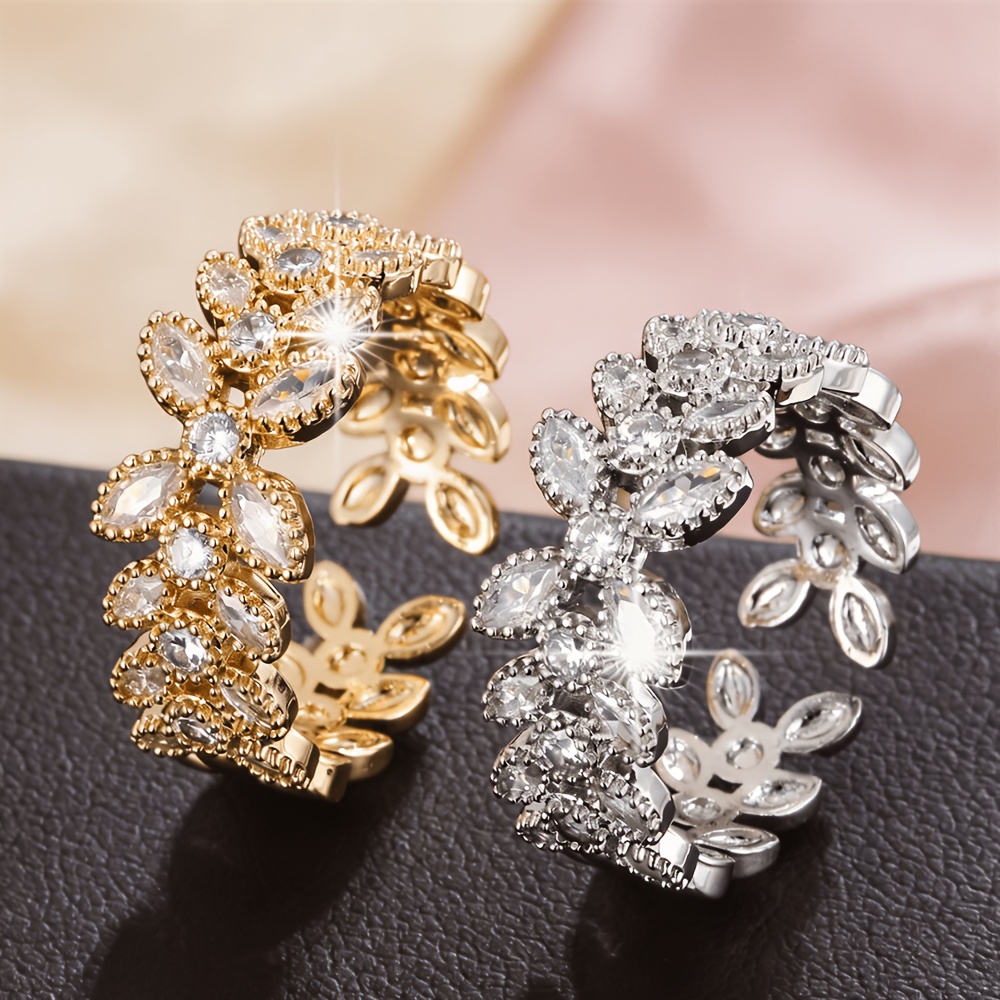 Women's Fashionable Fresh Leaf Open Band Ring, Exquisite Design