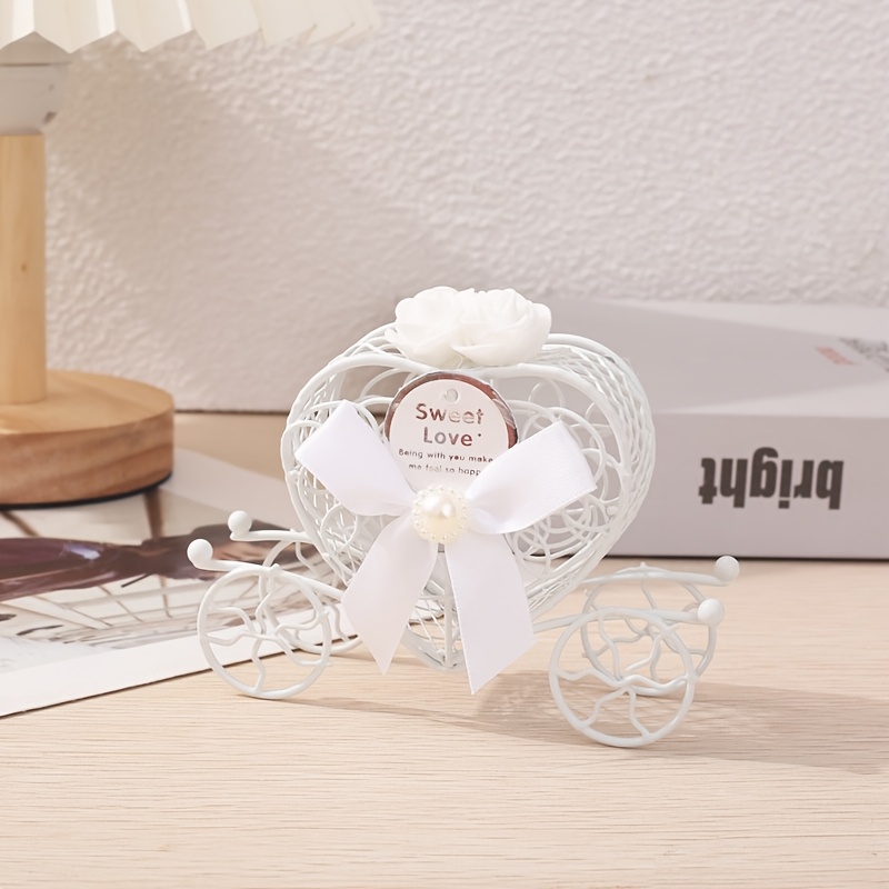 E-shop Geschenk für Sie/Ihn – Europäischer Stil – Heißverkauf Süßigkeitenboxen für Hochzeit – Kreative Füllbare Herz-Kutsche Süßigkeitenbox für