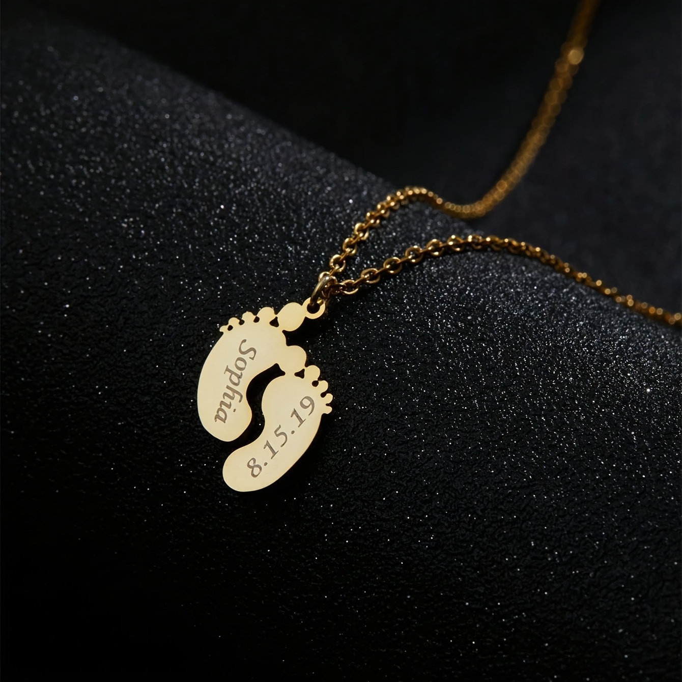 TEMU Collier pendentif de pas et adorable, conçu sur mesure, gravable avec les anglais et les dates de des membres de . Un accessoire de bijouterie