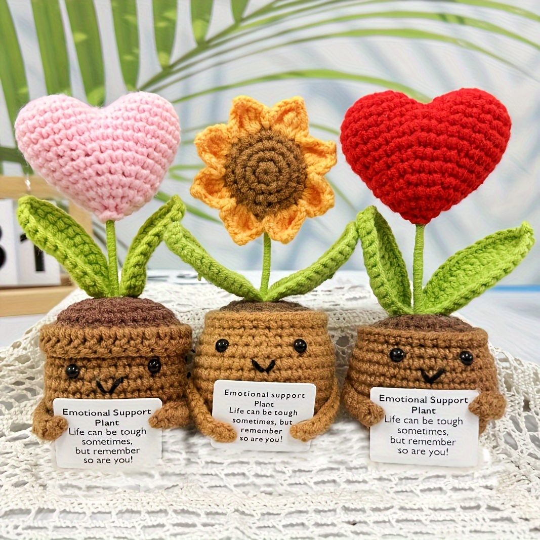 

3pcs, Crochet Heart Pot, Crocheted Sunflower Pot, Handmade Crochet Emotional Support Plant, Soft Wool Knitting Toy Decoration, Emotional Support For Birthday Gifts Room Decor