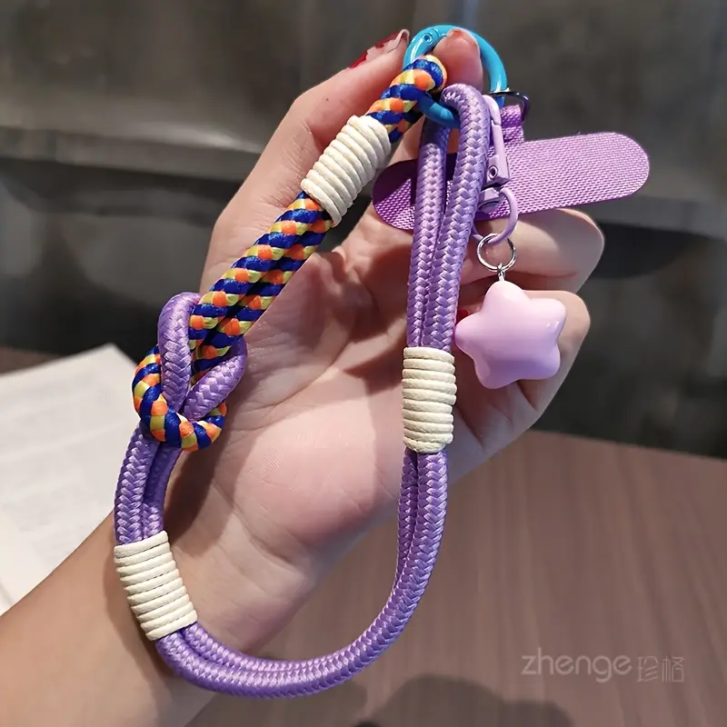 Foto de Strap/correa de mano adaptable a cualquier celular.