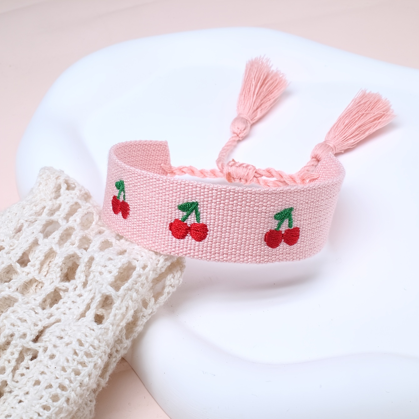 

1pc Bohemian Style Handmade Adjustable Cherry Embroidery Bracelet, Polyester Wristband For Valentine's Day, Mardi Gras, , Party, Travel, Wedding, Gift