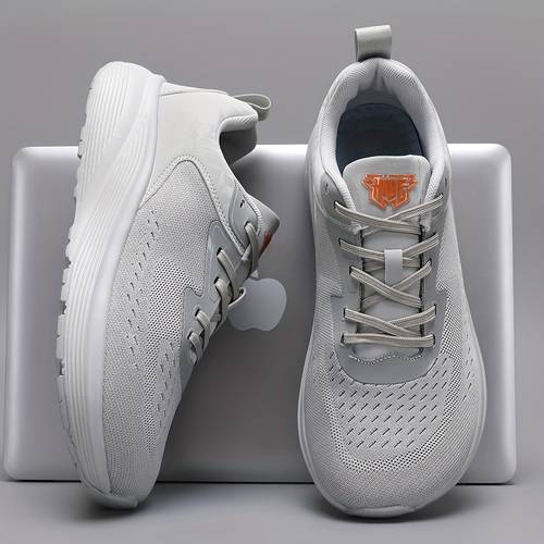 zapatillas de correr para hombres, diseñadas para pies anchos con un para y un talón .